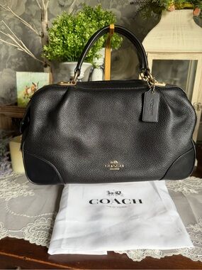 Coach Black Pebbled Leather Lane Bag Satchel Purse with Gold Hardware